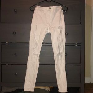 HOLLISTER WHITE RIPPED SKINNY JEAN